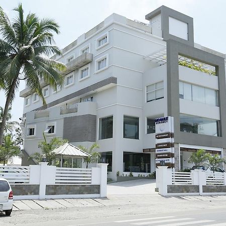 Hotel Moonlit Regency Thodupuzha Phòng bức ảnh