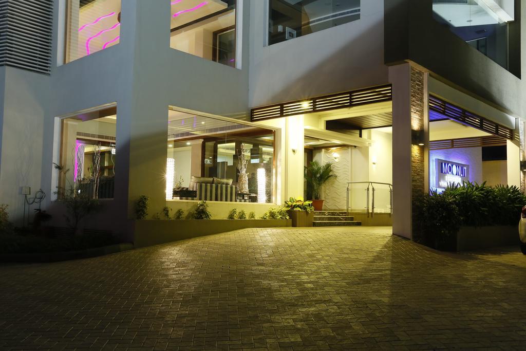 Hotel Moonlit Regency Thodupuzha Ngoại thất bức ảnh