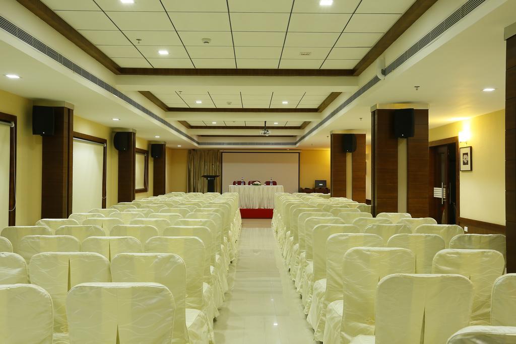 Hotel Moonlit Regency Thodupuzha Ngoại thất bức ảnh